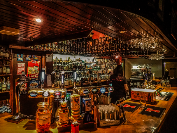 Traditional Highland pub Sligachan Hotel on the Isle of Skye, Scotland.